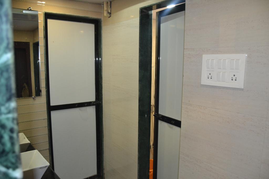 Zahra Mumbai
